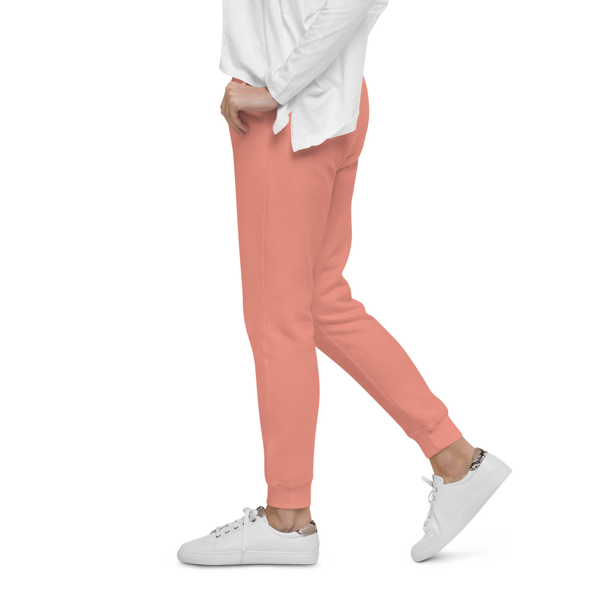 LivEƎvi⅃ After Dark fleece sweatpants in dusty rose, left view